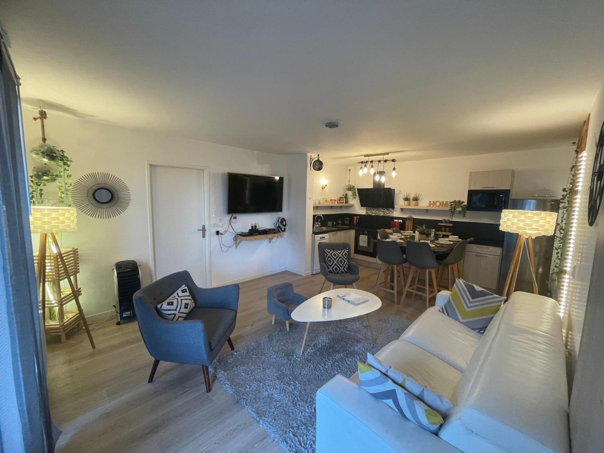 Apartment Myhomezen Disneyland Val D'europe - 3d Playstation 4 Montevrain
